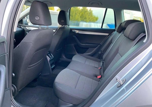 Skoda Octavia cena 39900 przebieg: 232000, rok produkcji 2014 z Pisz małe 172